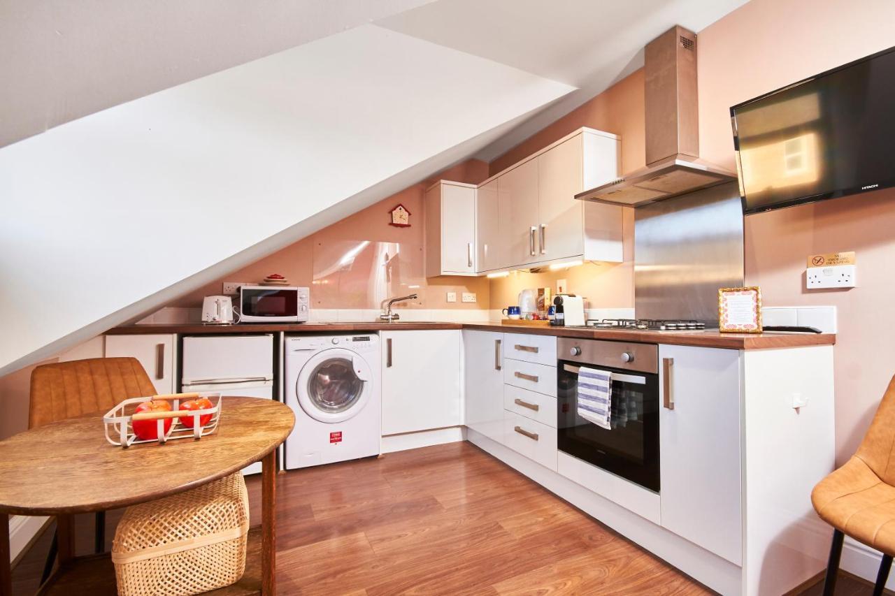 Beautiful Boutique Apartment For Two Нюкасъл ъпон Тайн Екстериор снимка